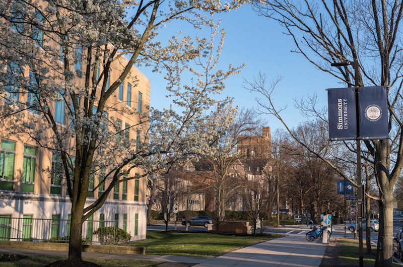 Photo of Simmons University from the street.