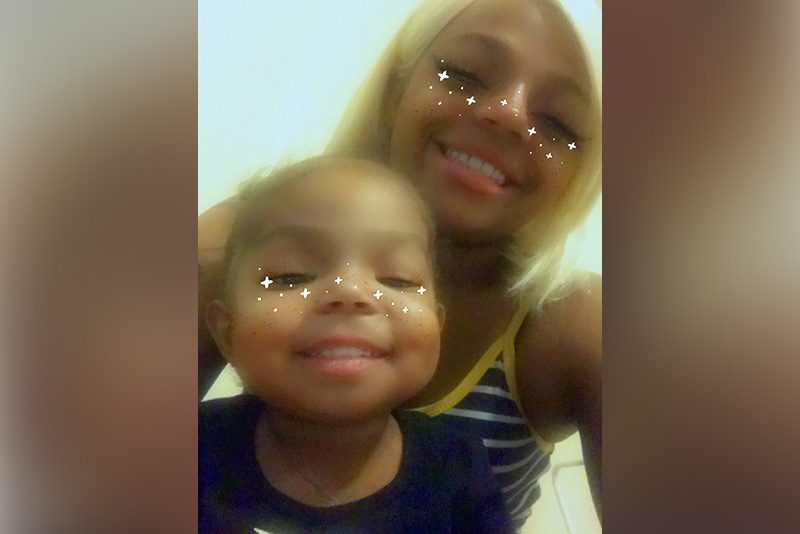 Khori and her mom play with iPhone filters that make it look like they have stars in their eyes